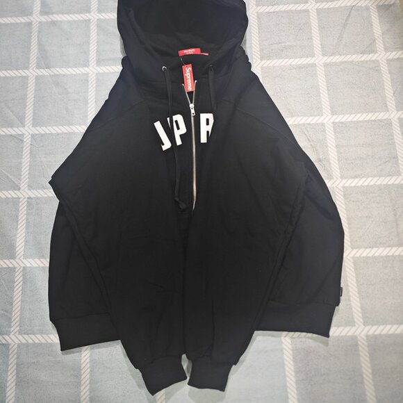 Supreme Black Hooded Sweatshirt - Picture 2 of 9
